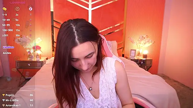 RoxieRay Chat XXX in diretta
