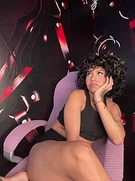 Chat +18 de Laila_LS ao vivo