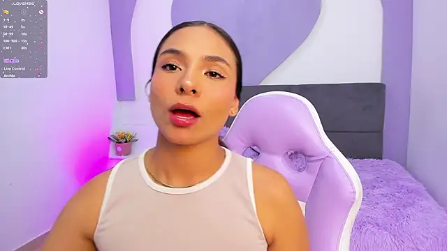 Živý XXX chat amira_cute2