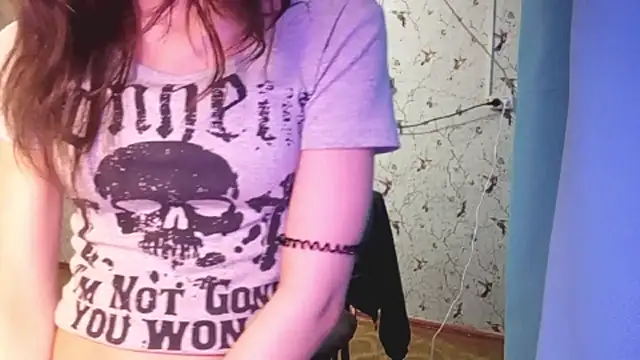 DelicaBrome élő XXX-chatje