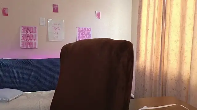 XXX chat uživo modela Sandra_Snowflake
