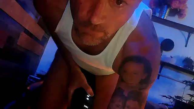 Chat XXX Live MISTERANDDEMI