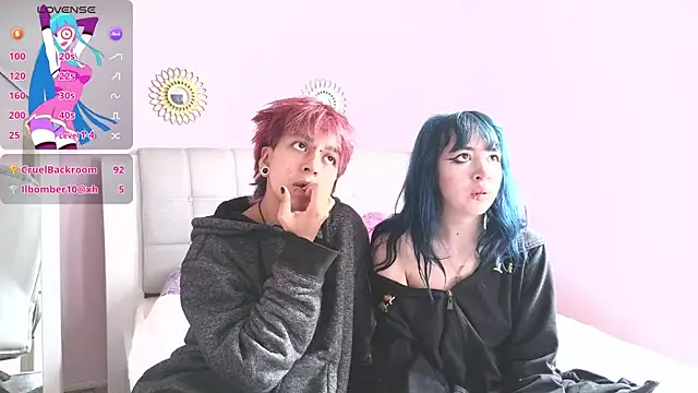Madewithhell live XXX chat
