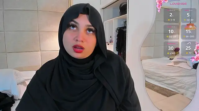 _anjum_ XXX чат на живо