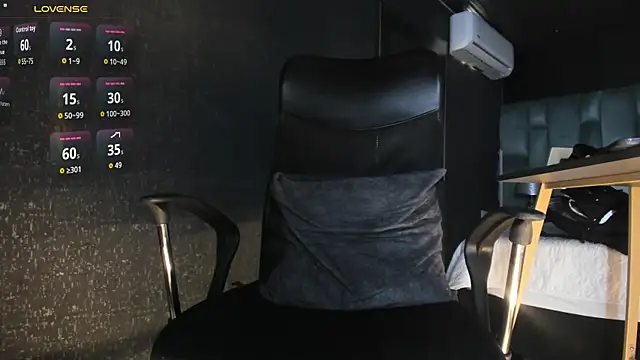 Chat +18 de MarkWalker__ ao vivo