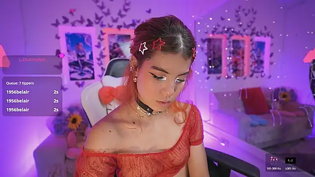 צ'אט XXX בשידור חי של DahliaGrey
