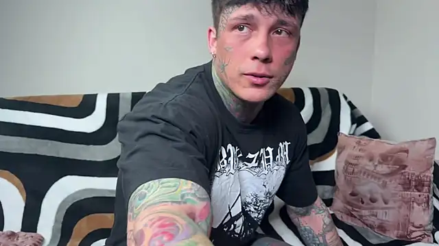 Chat XXX en directo de Anubisgods