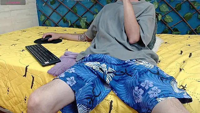 XXX chat uživo modela LucassSmith11
