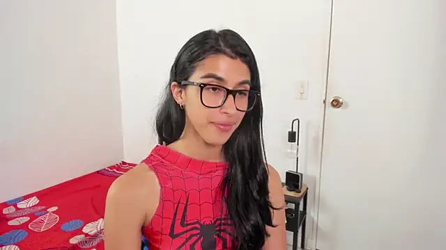Chat +18 de Mazikeen__18 ao vivo