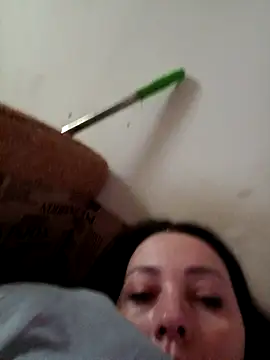 Show modela zupita0305 na web-kameri