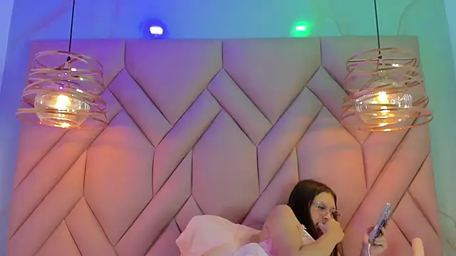 AngelaaCute_ 现场XXX聊天