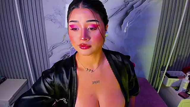 XXX chat uživo modela venusowen_