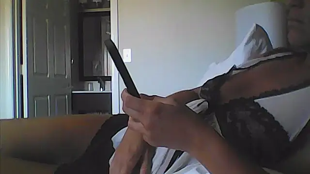 sarahkat86's Live XXX Chat
