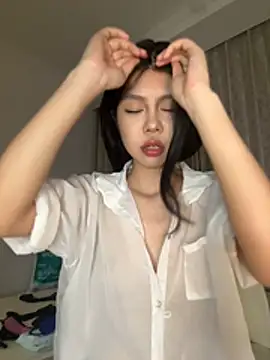jolie_33's Live XXX Chat