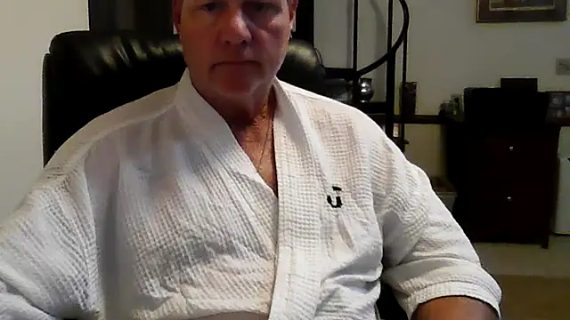 Muffsfriend8364's Live XXX Chat