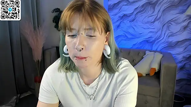 Elira_VaneのライブXXXチャット