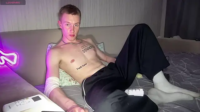 Chat XXX en directo de Travis_Gracile