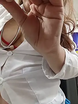 SARA_21-: απευθείας συνομιλία ΧΧΧ