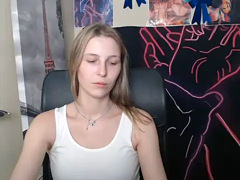 StrangerGin Live XXX chat