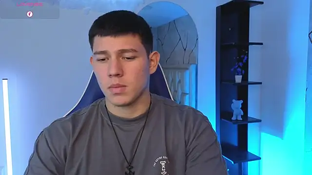 JamesCr_'s Live XXX Chat