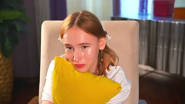 HelaineLube's Live XXX Chat