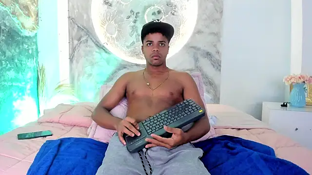 TaylorClay_'s Live XXX Chat