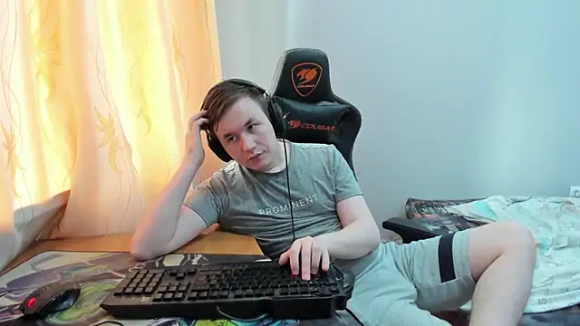 iliaskrislove's Live XXX Chat