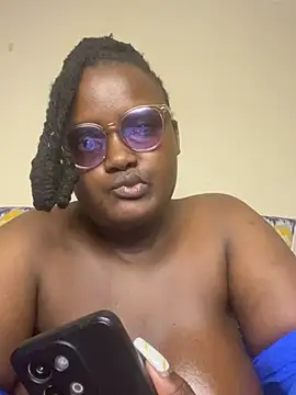 Busty_Bambii254 Chat XXX live