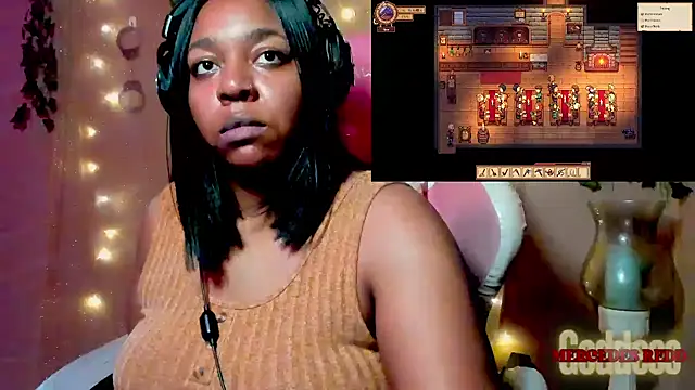 XXX chat uživo modela MercedesRedd