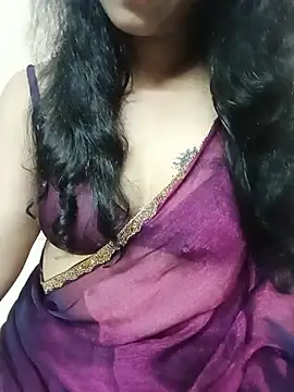 Chat +18 de roopa__ ao vivo