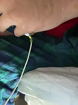 GusanoDelicioso's Live XXX Chat