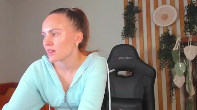 LumeriSoren – Naživo XXX chat