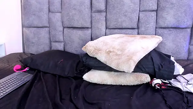 AdelaLust Live XXX-Chat
