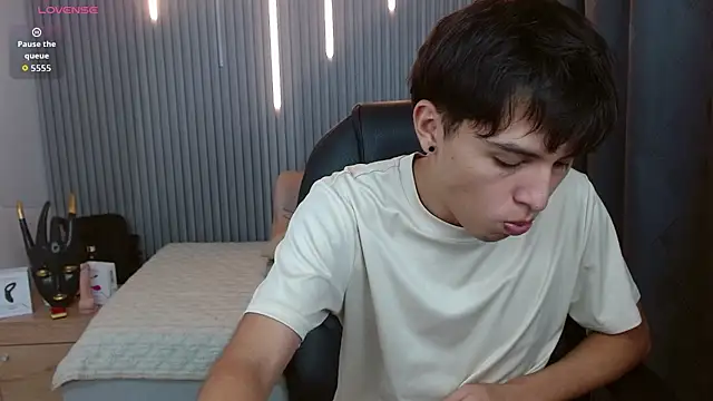StiwenTwink Live XXX-Chat