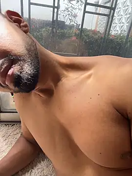 Chat +18 de Teaserhoussejj_ ao vivo