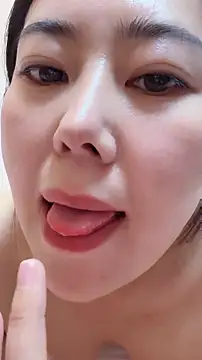 smm-666 即時 XXX 聊天
