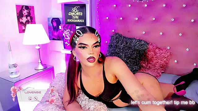 Diiva_Smiith Adlı Modelin Canlı XXX Sohbeti
