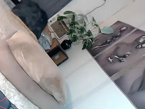 XXX chat uživo modela miss_eudora