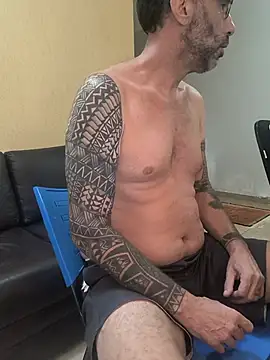 Chat +18 de Tiojhonny ao vivo