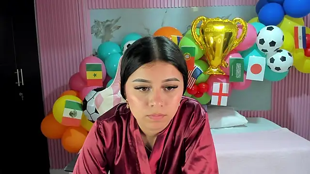 Yuli_16's Live XXX Chat