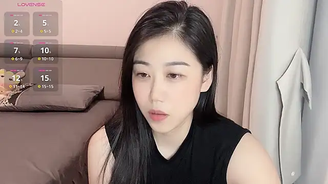 F-Yuwei's Live XXX Chat