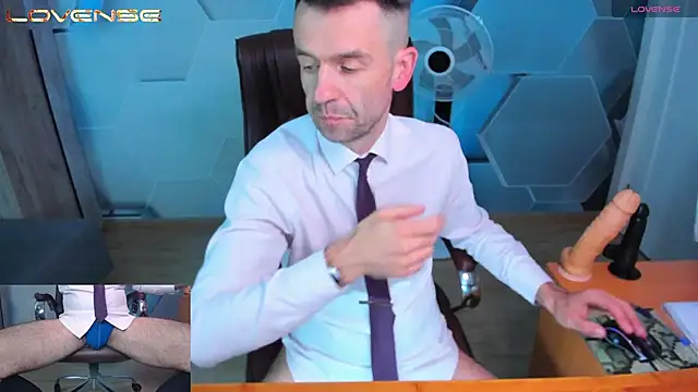 SteveTiger: απευθείας συνομιλία ΧΧΧ