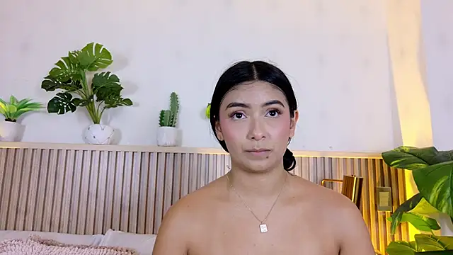 Chat XXX en directo de MeganCruzGB