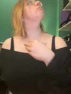 Chat XXX en directo de KristinNate