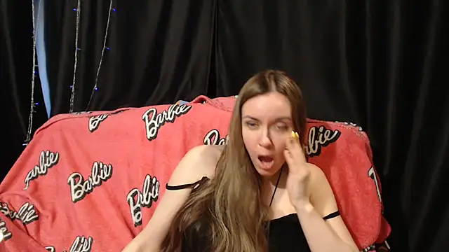 צ'אט XXX בשידור חי של Milana69