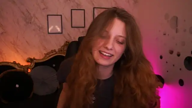 CuteeFoxy Chat XXX live