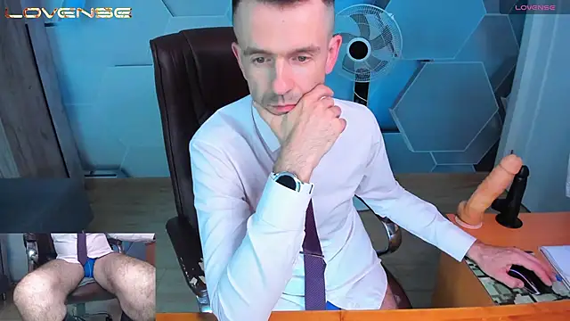 SteveTiger's Live XXX Chat