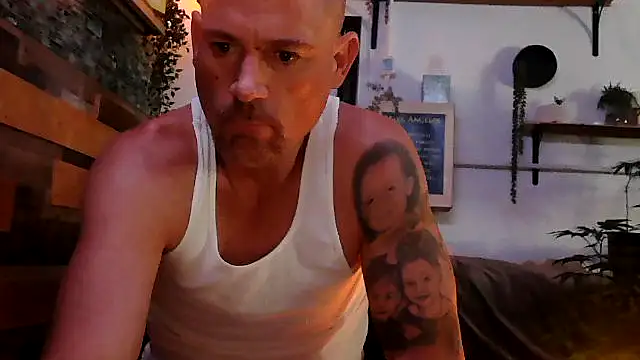 XXX chat uživo modela MISTERANDDEMI