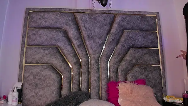 Chat XXX en directo de MaddyCarter