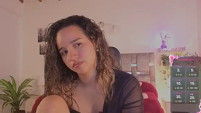 emilyrouxe Chat XXX live